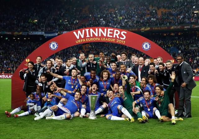 欧联杯：马德里竞技力压巴塞罗那，掌声雷动