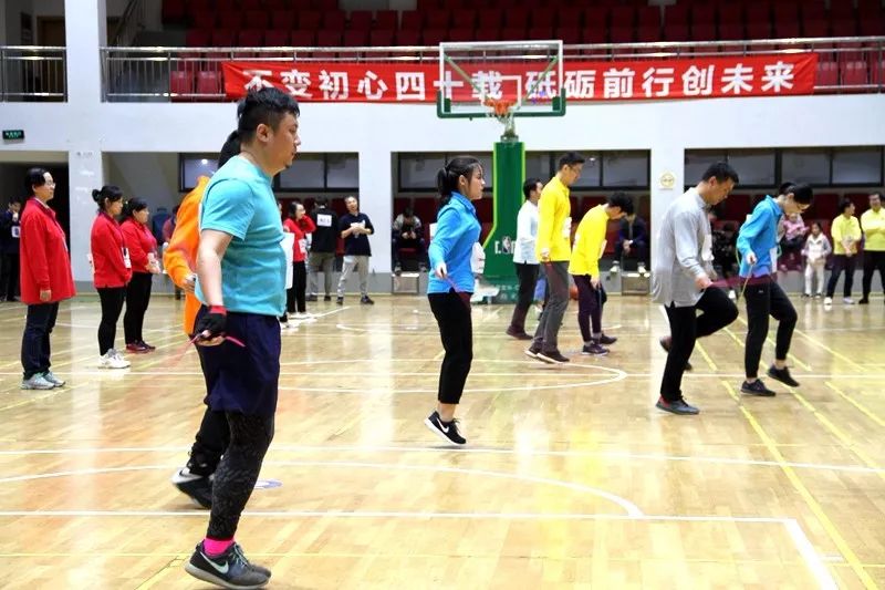 克里斯塔尔宫收获胜利,球员精神抖擞,士气大振 克里斯塔尔宫收获胜利,球员精神抖擞,士气大振