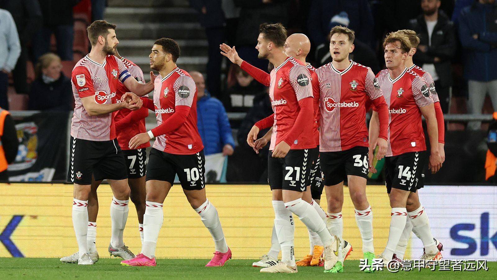 南安普顿球员表现出色:主教练对球队前景充满信心,掌声雷动的简单介绍 南安普顿球员表现出色:主教练对球队前景充满信心,掌声雷动的简单介绍