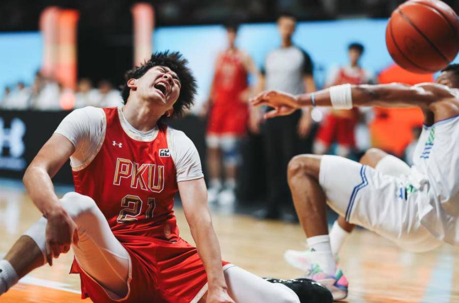 上海男篮不敌对手，遭遇失败，全场震撼的简单介绍