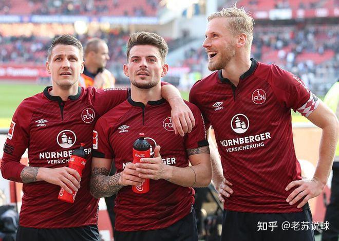 汉诺威遭遇连败,球员高呼俱乐部需要改革,振奋人心 汉诺威遭遇连败,球员高呼俱乐部需要改革,振奋人心