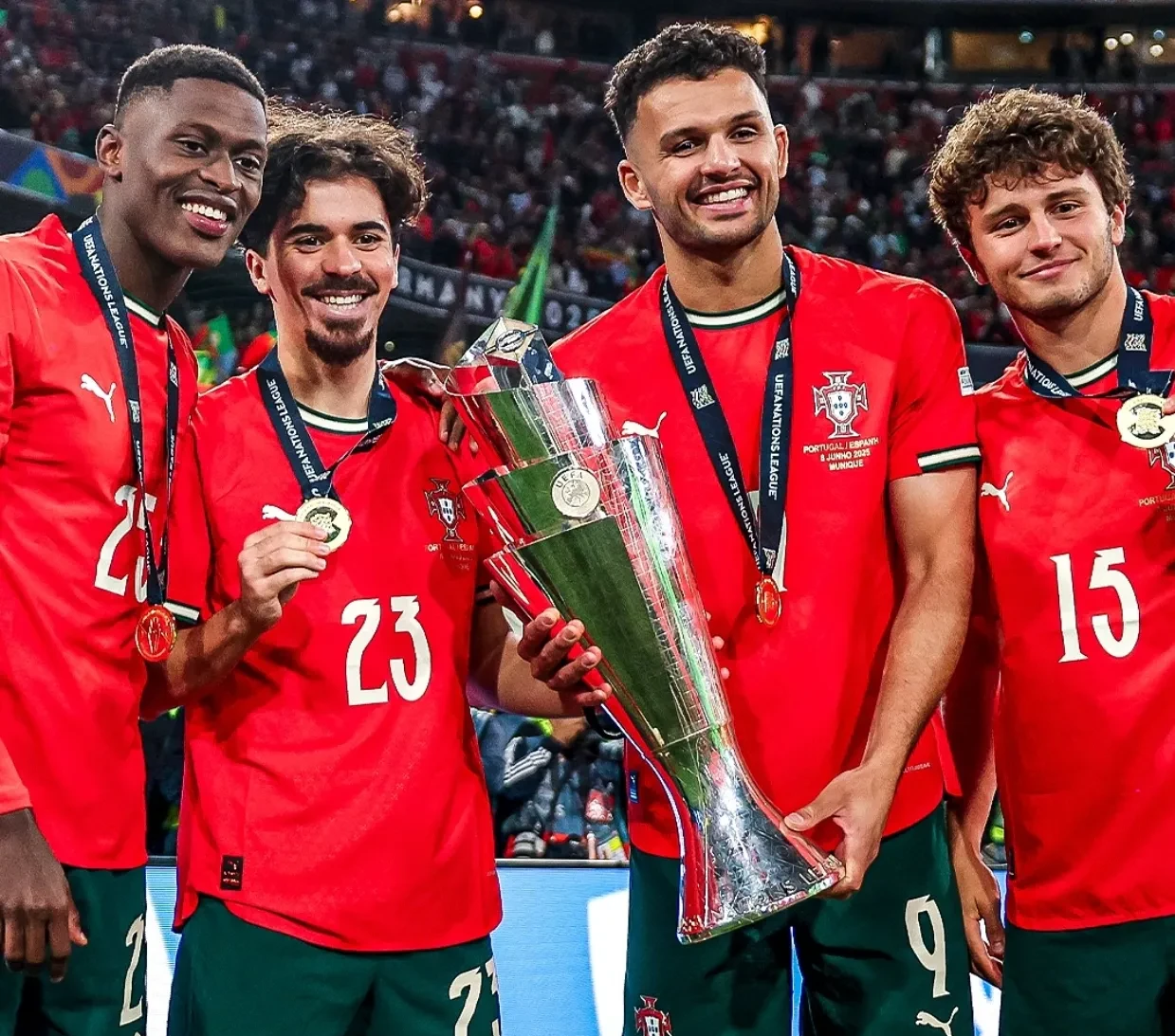 葡萄牙翻盘墨西哥,佩德里扛起全队 葡萄牙翻盘墨西哥,佩德里扛起全队